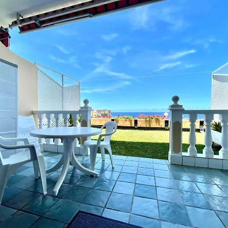 Apartment Studio With Direct View Of The Atlantic, Heated Pool, Wifi, 250 Meters To The Beach Puerto de la Cruz (Tenerife)
